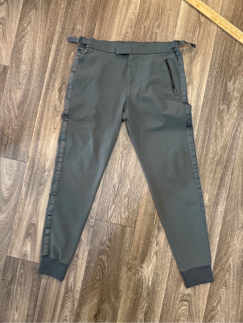 Greyson Rumson Jogger Men’s grey Tuxedo Stripe Golf Pants $198